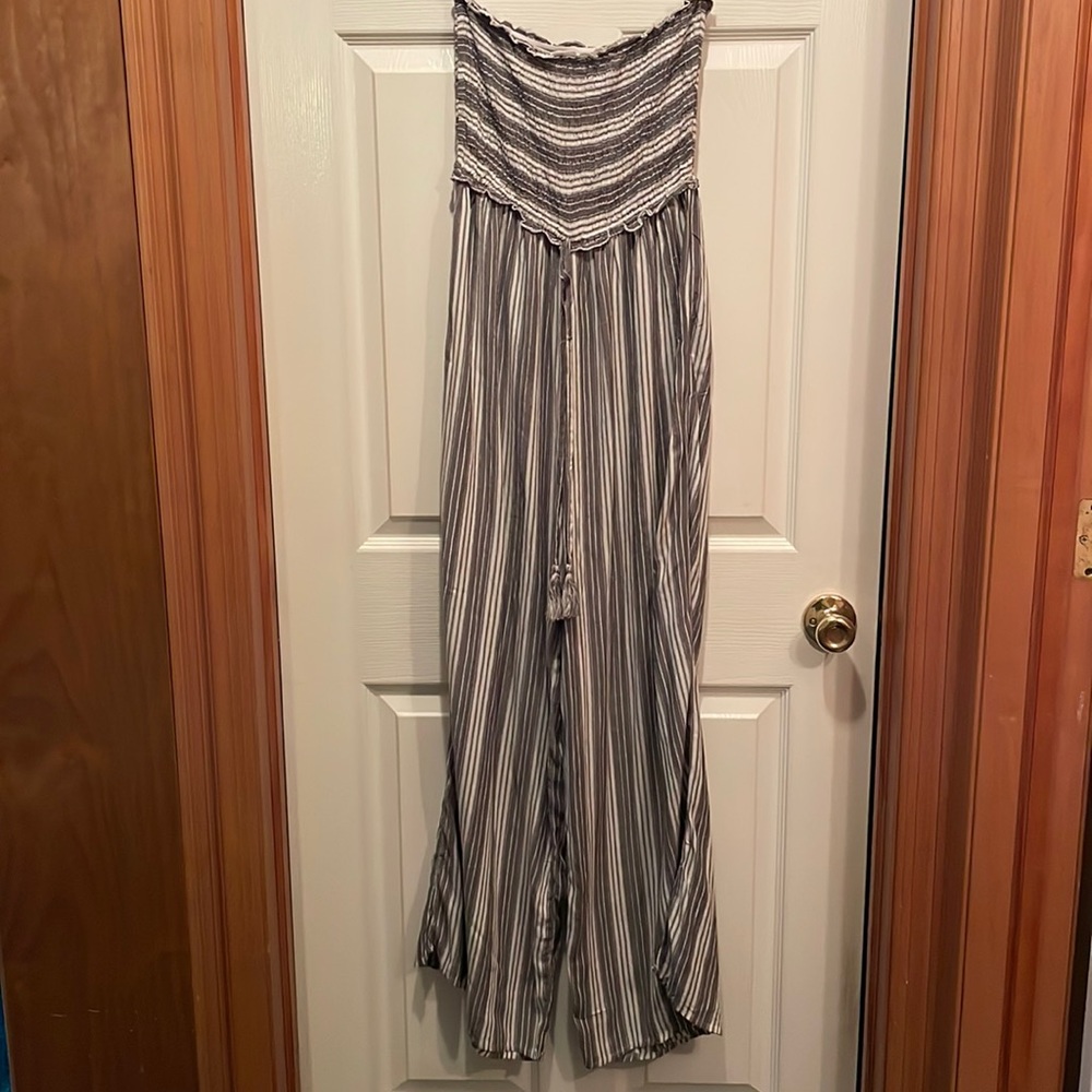 Salty lemon jumpsuit , size med